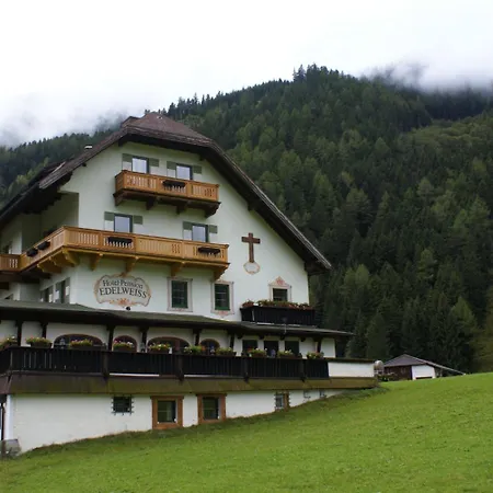 Hotel Hotel-pension Edelweiss 3*