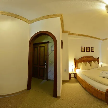 Hotel-pension Edelweiss 3*